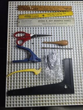 Mixed Glass Art Tools Kit with Rulers and Cutters - Red, Blue, Yellow, Black